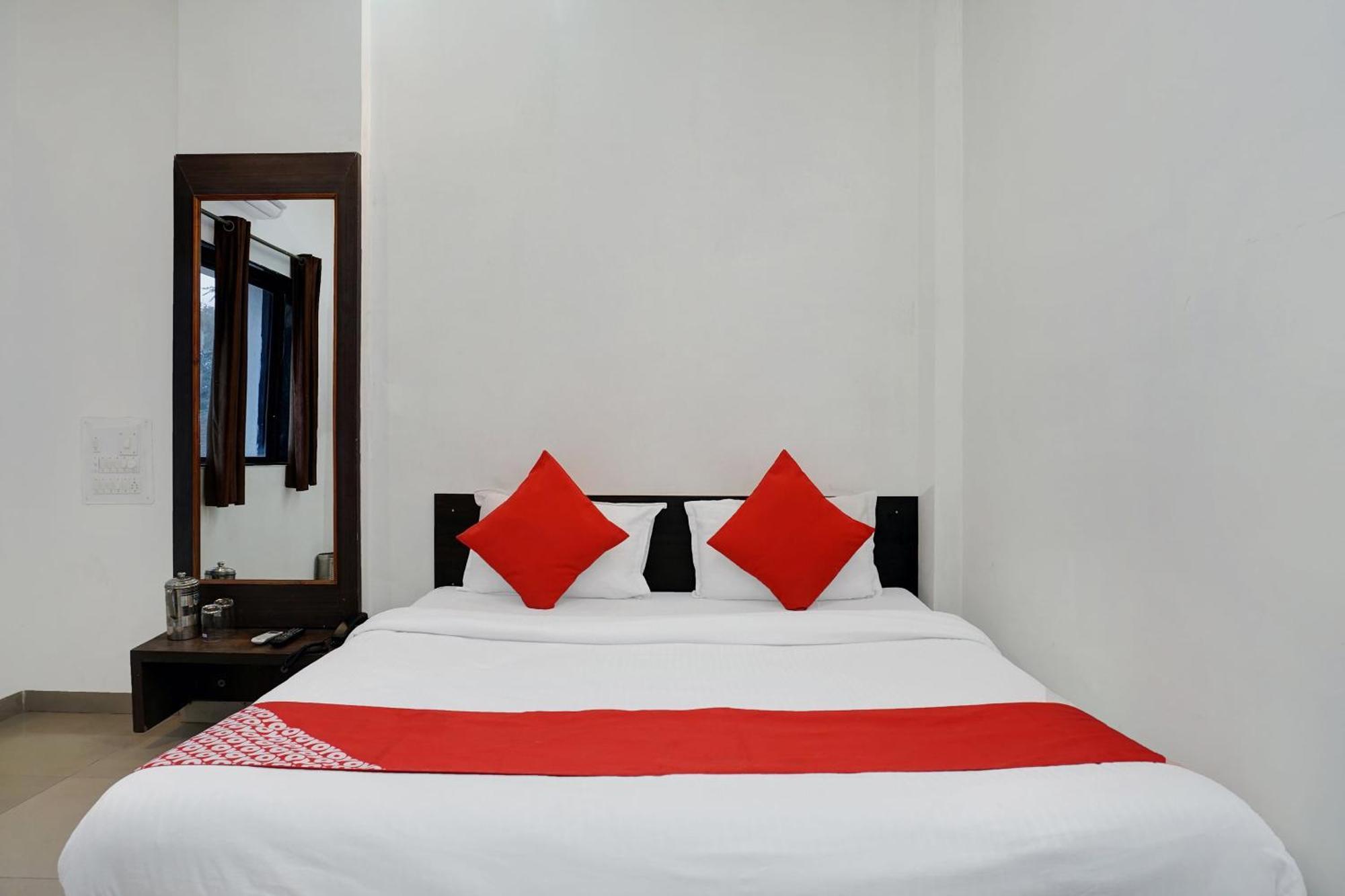Super Hotel O Shirdi Sai Inn Ngoại thất bức ảnh
