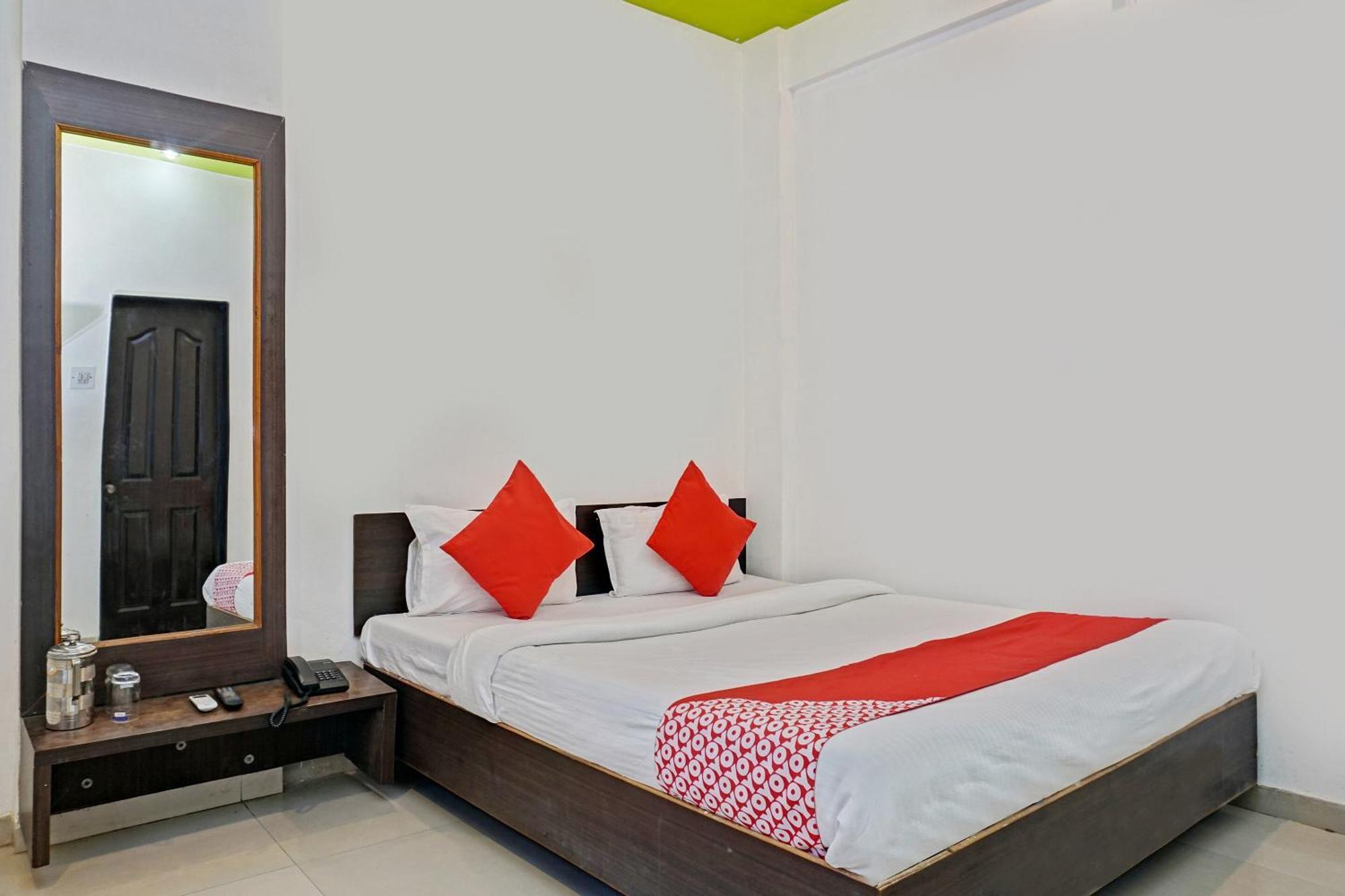 Super Hotel O Shirdi Sai Inn Ngoại thất bức ảnh