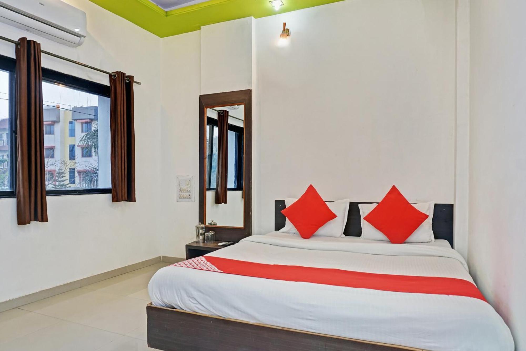 Super Hotel O Shirdi Sai Inn Ngoại thất bức ảnh
