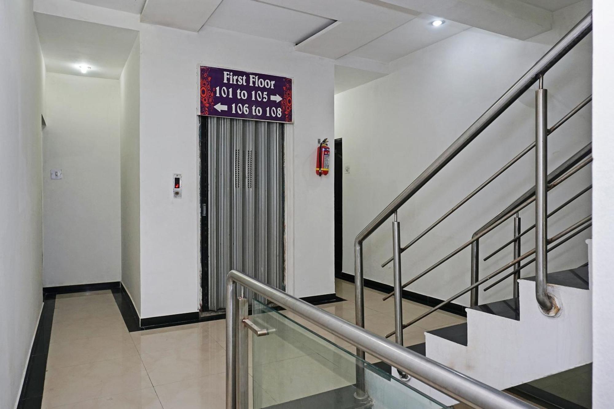 Super Hotel O Shirdi Sai Inn Ngoại thất bức ảnh